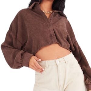 PrettyLittleThings Tall Chocolate Cropped Heavy Cord Plunged Shirt  NWT 📦